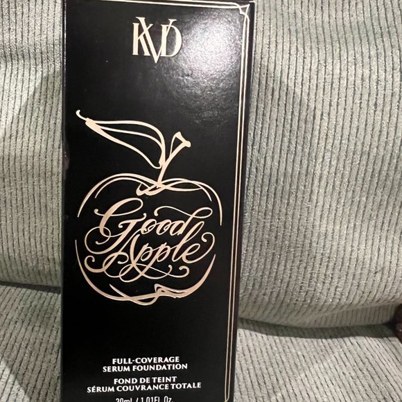 KVD Good Apple Full-Coverage Transfer-Proof Serum Foundation 084 - Picture 3 of 3